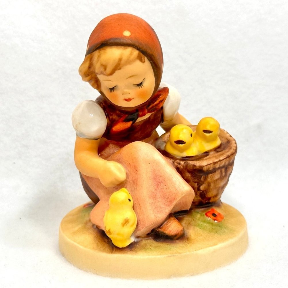 Goebel Hummel 57/0 "Chick Girl" TMK-5